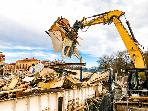Best Basement Cleanout Services  in Fairfax, OH